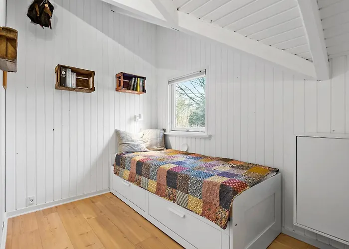 Feriehus 3 Bedroom Amazing In